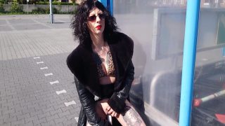 dildoing in public 5 min lucy ravenblood